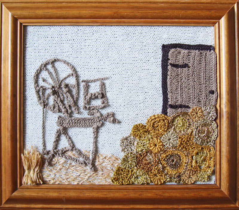 Liz-straw-gold-1 crochet